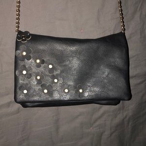 Black and gold purse